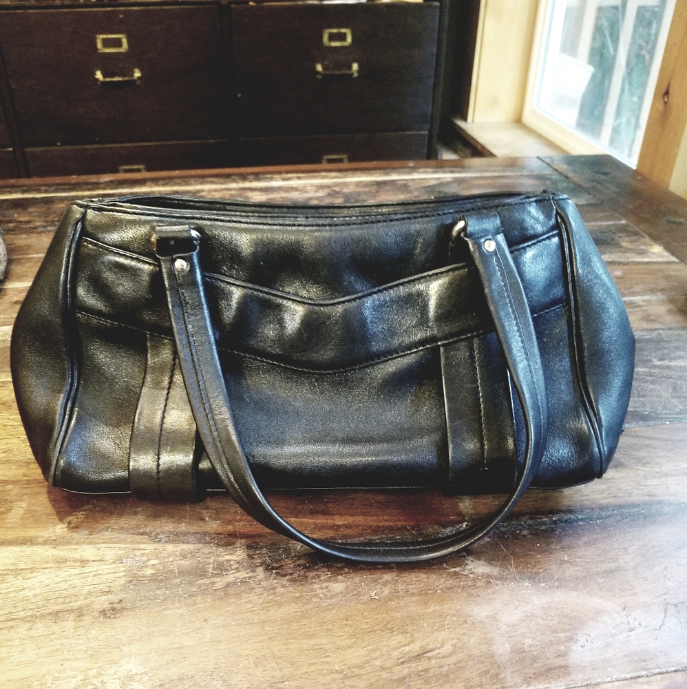 Cole Haan black leather handbag - Picture 3 of 8